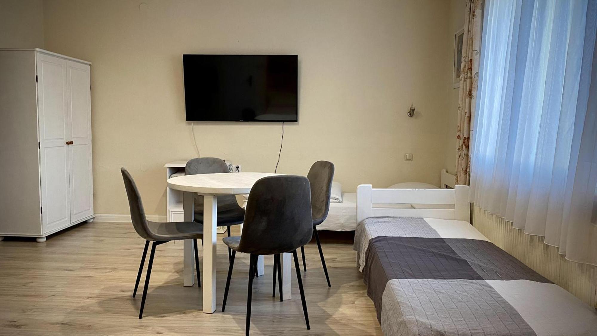 Villa Pod Orzechem Zaniemyśl Esterno foto