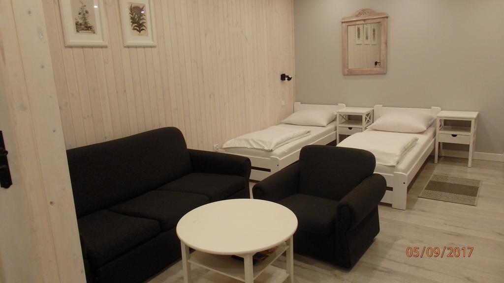 Villa Pod Orzechem Zaniemyśl Esterno foto